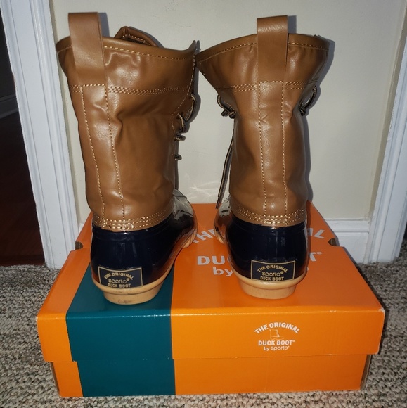 Winter/Rain Duck Boots - Picture 2 of 6